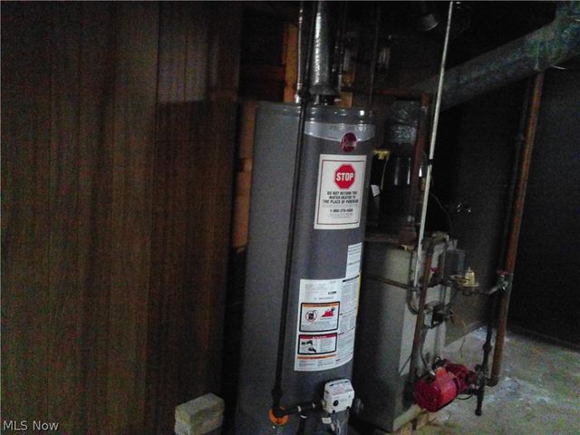 370 North Drive, Lorain, OH 44053