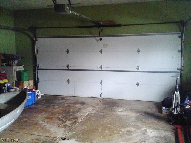 370 North Drive, Lorain, OH 44053