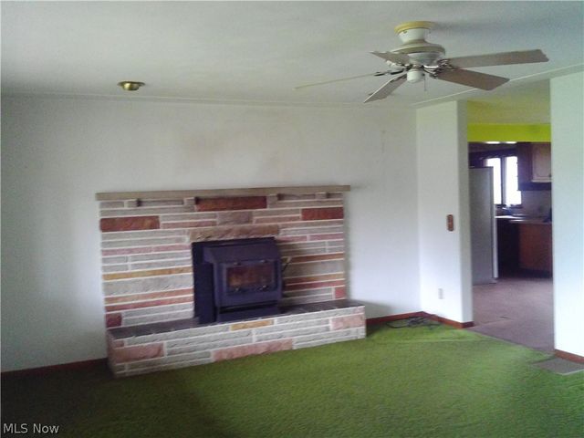 370 North Drive, Lorain, OH 44053