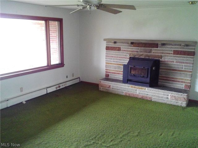 370 North Drive, Lorain, OH 44053