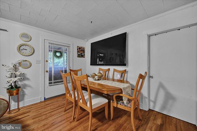 313-315 E COTTAGE AVE, Millersville, PA 17551