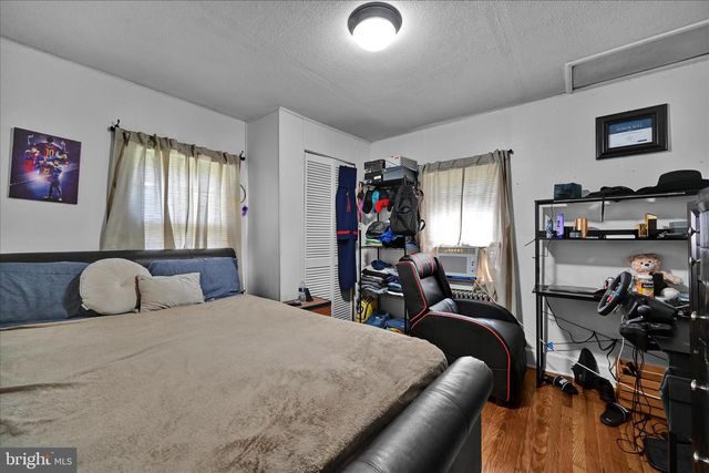 313-315 E COTTAGE AVE, Millersville, PA 17551