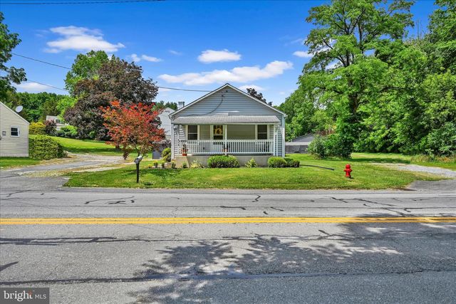 313-315 E COTTAGE AVE, Millersville, PA 17551