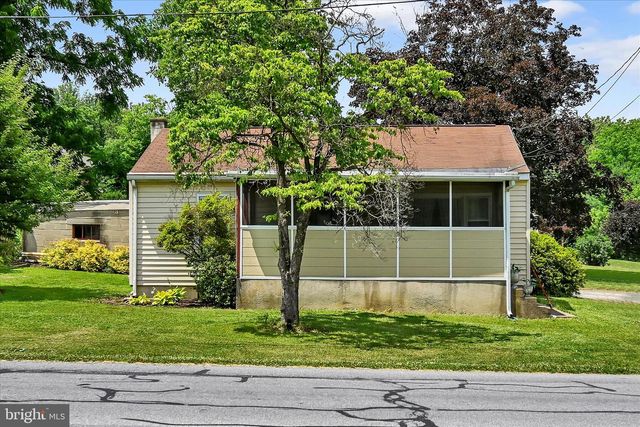 313-315 E COTTAGE AVE, Millersville, PA 17551
