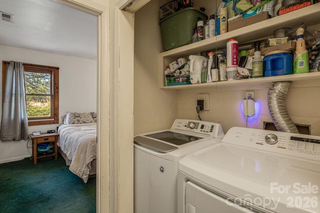 34 Tipperary Drive, Asheville, NC 28806