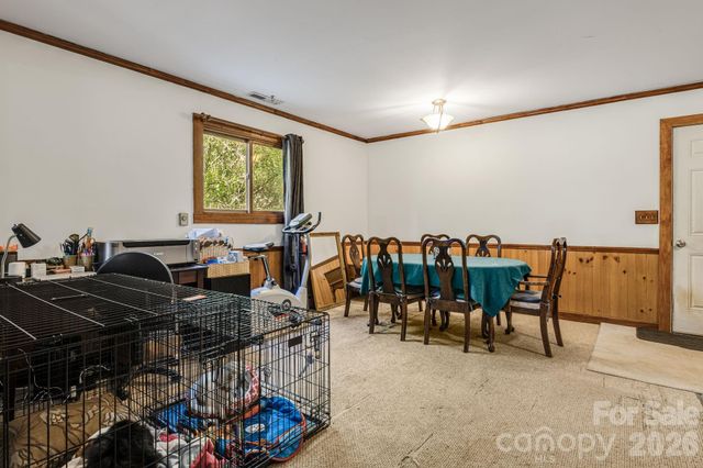 34 Tipperary Drive, Asheville, NC 28806
