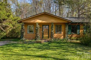 34 Tipperary Drive, Asheville, NC 28806