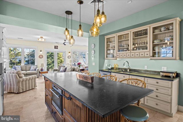 683 LAKE AVE, Bay Head, NJ 08742