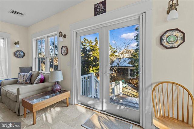 683 LAKE AVE, Bay Head, NJ 08742