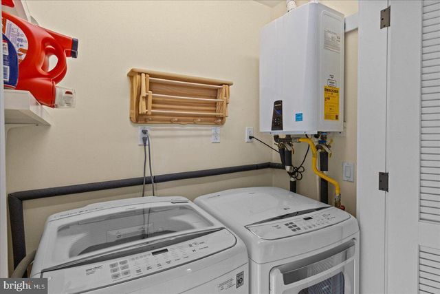 683 LAKE AVE, Bay Head, NJ 08742