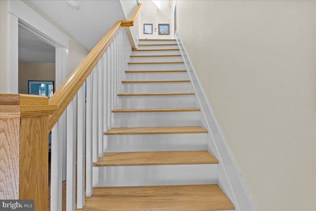 683 LAKE AVE, Bay Head, NJ 08742