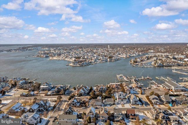 683 LAKE AVE, Bay Head, NJ 08742