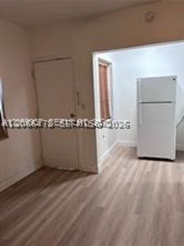 2243 NE 172nd St 7, North Miami Beach, FL 33160