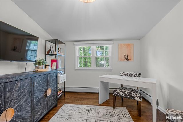 95 Edison Street, Wyckoff, NJ 07481