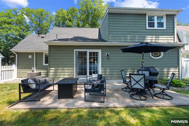 95 Edison Street, Wyckoff, NJ 07481