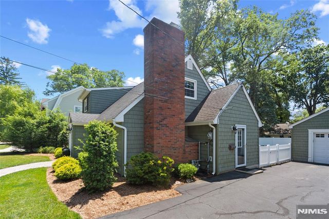 95 Edison Street, Wyckoff, NJ 07481