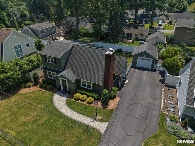 95 Edison Street, Wyckoff, NJ 07481
