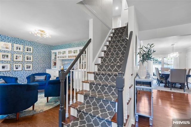 95 Edison Street, Wyckoff, NJ 07481