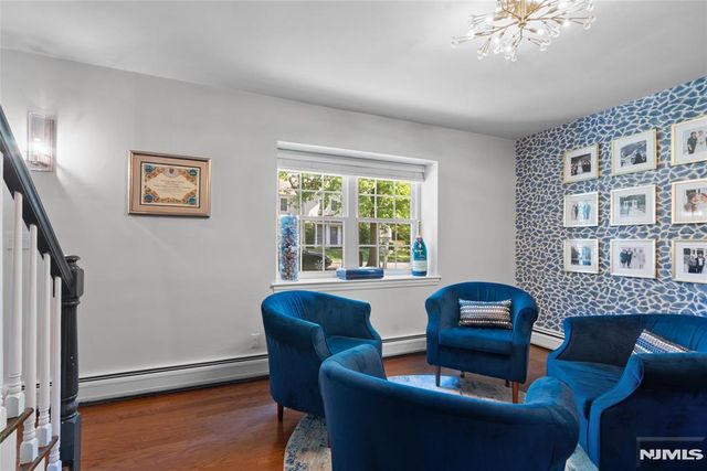95 Edison Street, Wyckoff, NJ 07481
