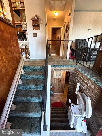 3203 MANNERCHOR RD, Temple, PA 19560