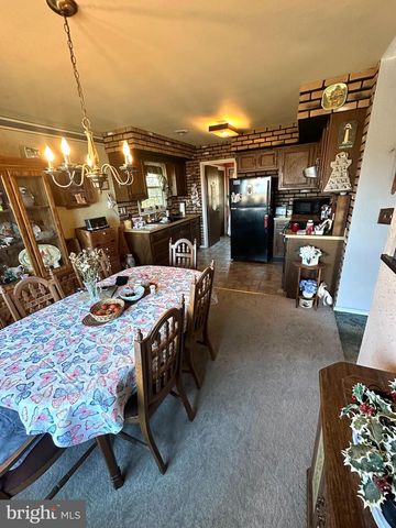 3203 MANNERCHOR RD, Temple, PA 19560