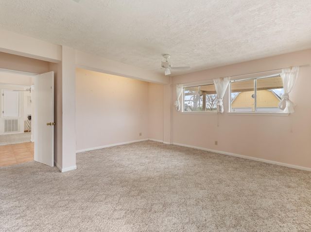 138 Vivian Street, Brazoria, TX 77422