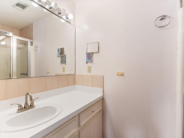 138 Vivian Street, Brazoria, TX 77422