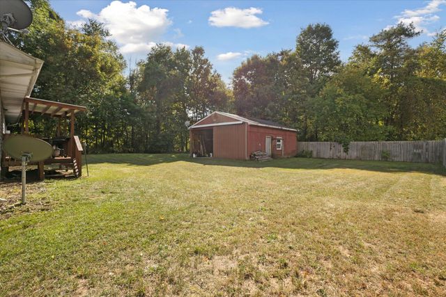 1315 N Fitzgerald Avenue, Hesperia, MI 49421