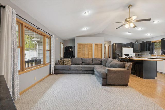 1315 N Fitzgerald Avenue, Hesperia, MI 49421