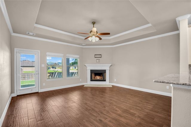 1916 Town Creek Circle, Weatherford, TX 76086