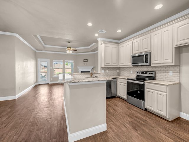 1916 Town Creek Circle, Weatherford, TX 76086