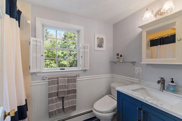 23 Greenwood Road, Andover, MA 01810