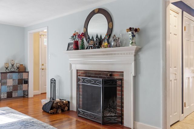 23 Greenwood Road, Andover, MA 01810
