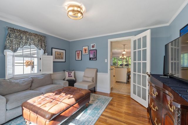 23 Greenwood Road, Andover, MA 01810