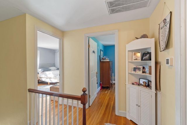 23 Greenwood Road, Andover, MA 01810