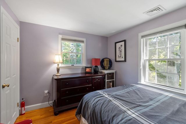 23 Greenwood Road, Andover, MA 01810