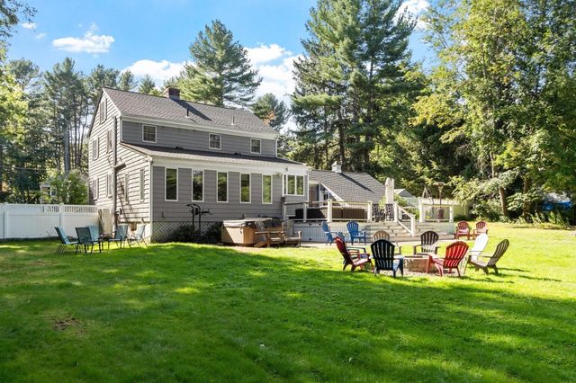 23 Greenwood Road, Andover, MA 01810