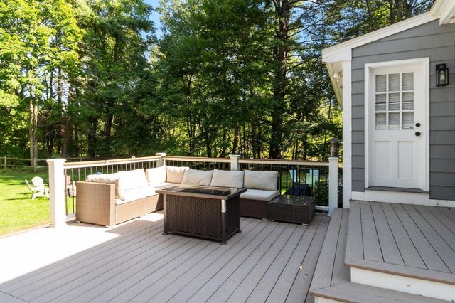 23 Greenwood Road, Andover, MA 01810