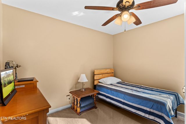 100 Harper Lane, Oak Ridge, TN 37830