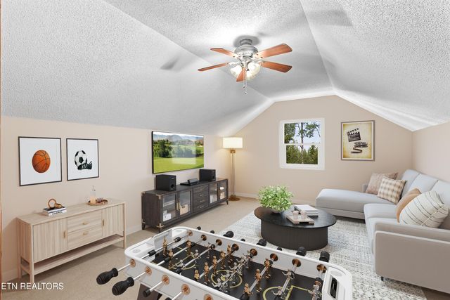 100 Harper Lane, Oak Ridge, TN 37830