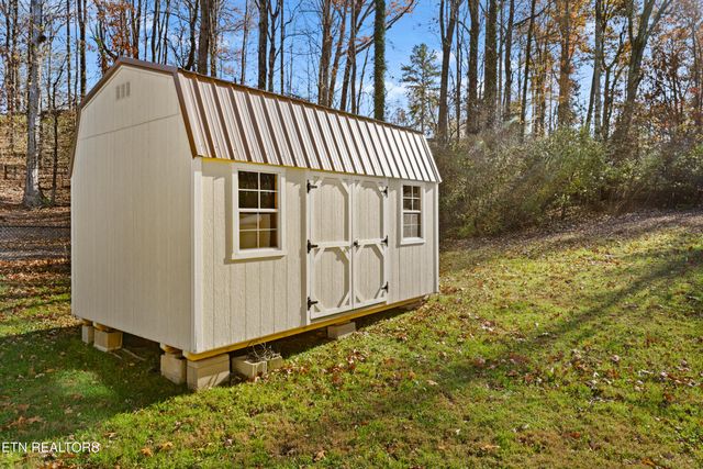 100 Harper Lane, Oak Ridge, TN 37830