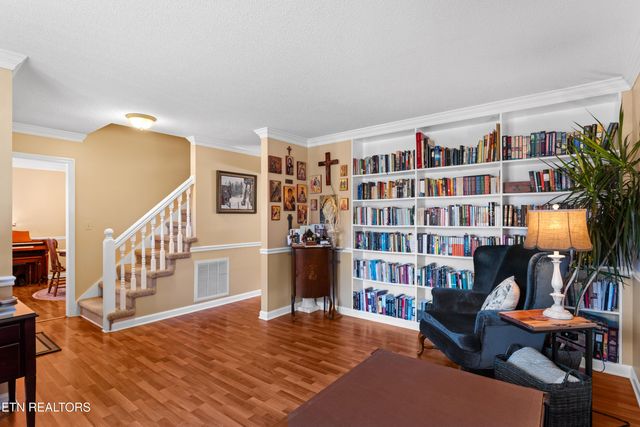 100 Harper Lane, Oak Ridge, TN 37830