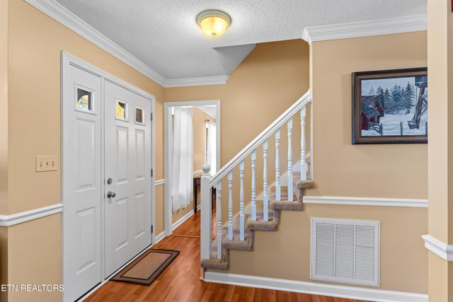 100 Harper Lane, Oak Ridge, TN 37830