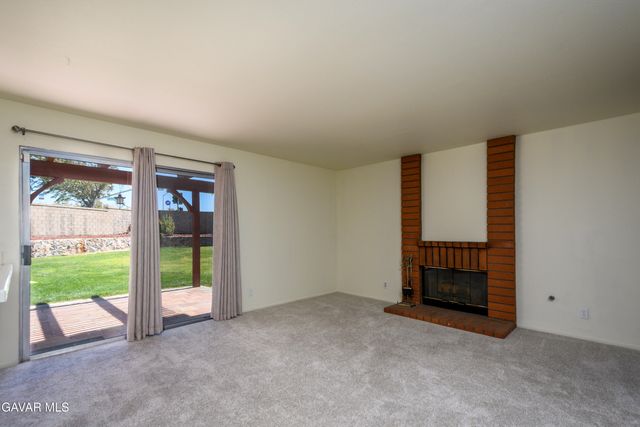 38016 Ranier Drive, Palmdale, CA 93552