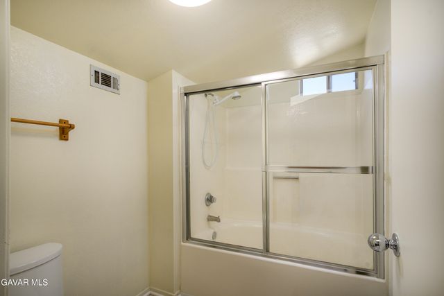 38016 Ranier Drive, Palmdale, CA 93552