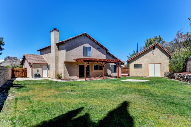 38016 Ranier Drive, Palmdale, CA 93552