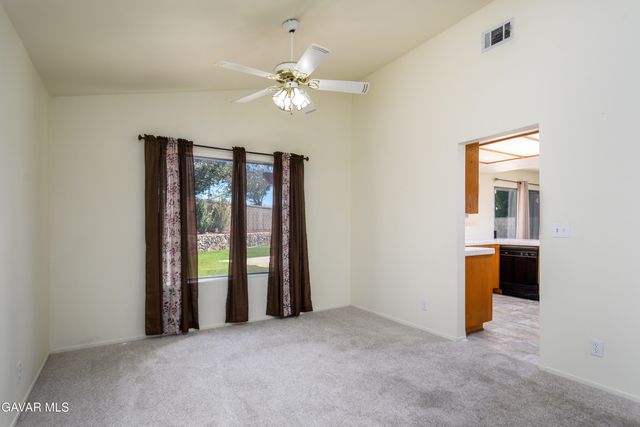38016 Ranier Drive, Palmdale, CA 93552