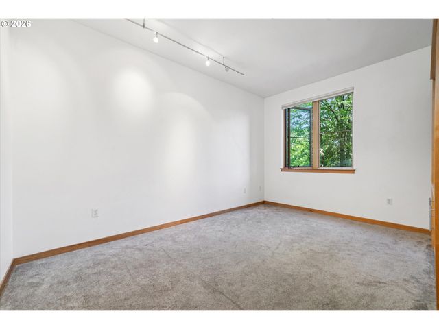 1030 Nw Johnson St 323, Portland, OR 97209