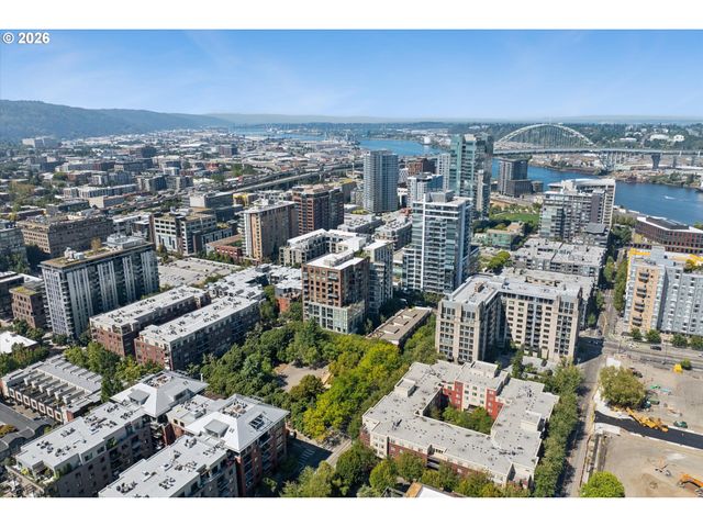 1030 Nw Johnson St 323, Portland, OR 97209