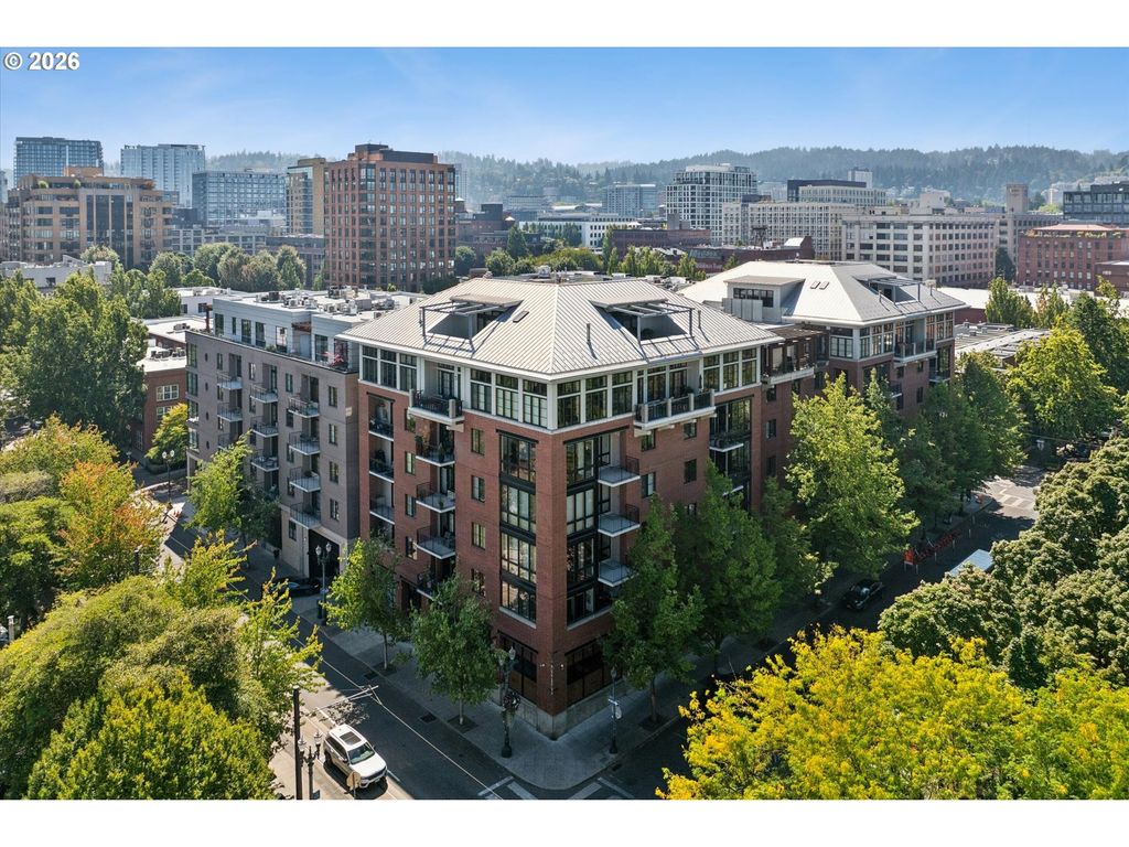 1030 Nw Johnson St 323, Portland, OR 97209